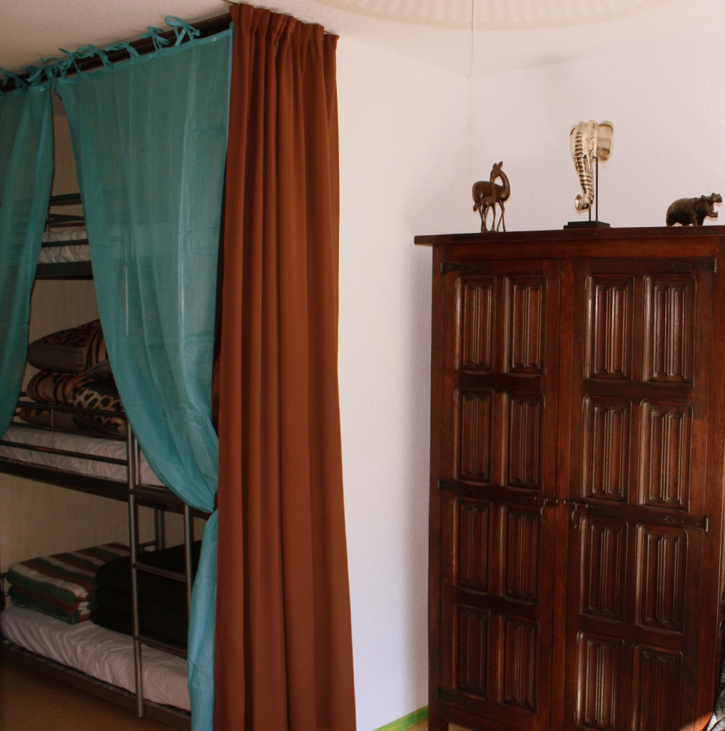 chambre 3 lits superposés du kenyan